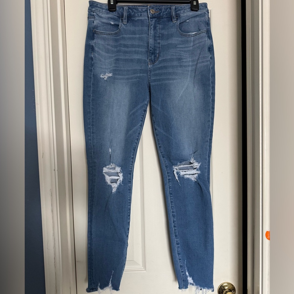 American Eagle Super High Rise Jegging